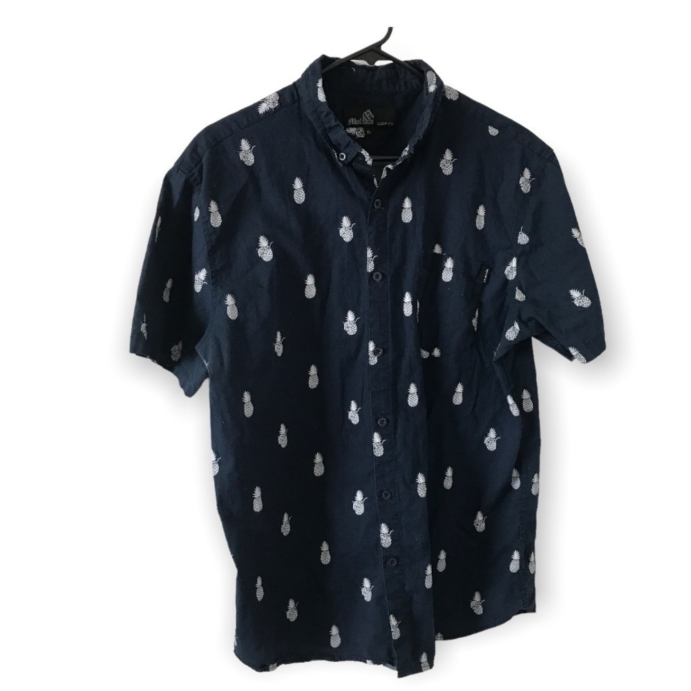 Molokai surf co 100% cotton pineapple print button down shirt